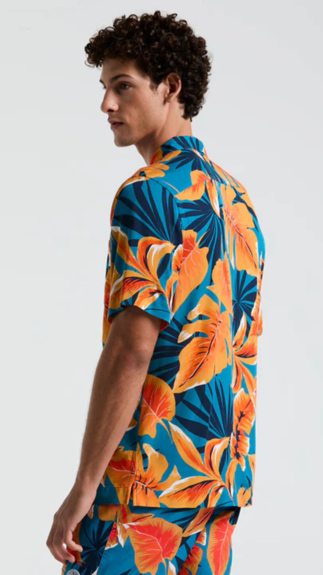 S/S AOP TROPICAL LEAF CABANA COLLAR SHIRT